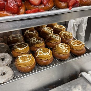 The Donut Man - Glendora - Pumpkin Cream - Donuts Near Me - Glendora, California