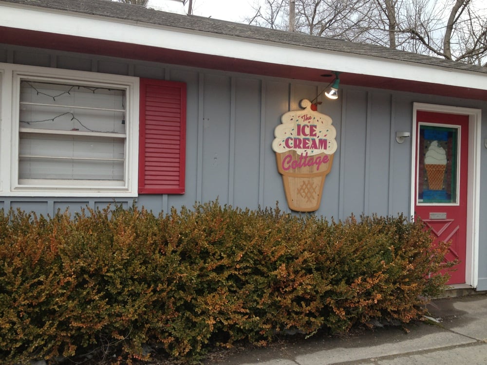 Ice Cream Cottage Logo