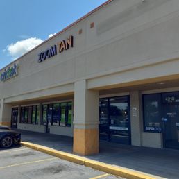 Exterior photo of Zoom Tan - Tanning Salon - Sarasota, Florida Exterior photo of Zoom Tan - Tanning Salon - Sarasota, Florida