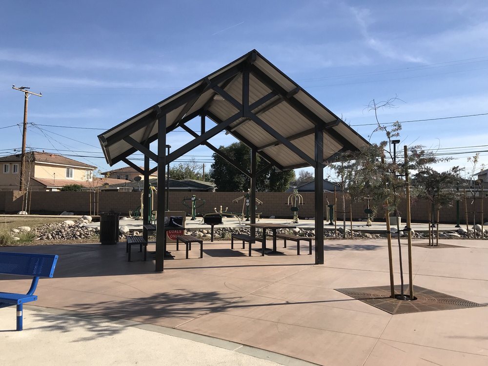 MACKAY PARK 75 Photos & 18 Reviews Playgrounds 8732 Walker St