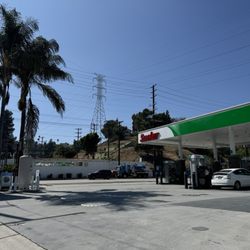 Sinclair Gas & Dino Mart