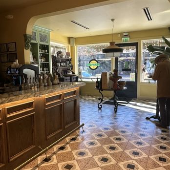 Cafe Duro - Entrance with standing tables and bar area - Cafes Near Me - Dallas, Texas Cafe Duro - Entrance with standing tables and bar area - Cafes Near Me - Dallas, Texas