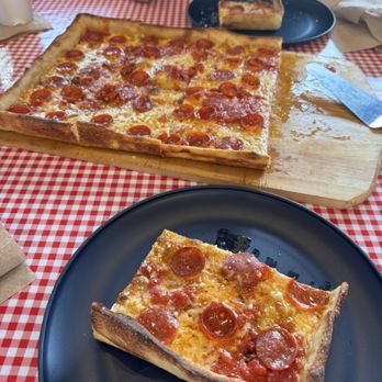 Nonna's Pizzeria - Grandma's style pizza. - Pizza Near Me - Gulf Shores, Alabama Nonna's Pizzeria - Grandma's style pizza. - Pizza Near Me - Gulf Shores, Alabama