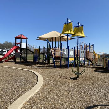Stewart Creek Park - Large playground - Parks Near Me - The Colony, Texas Stewart Creek Park - Large playground - Parks Near Me - The Colony, Texas