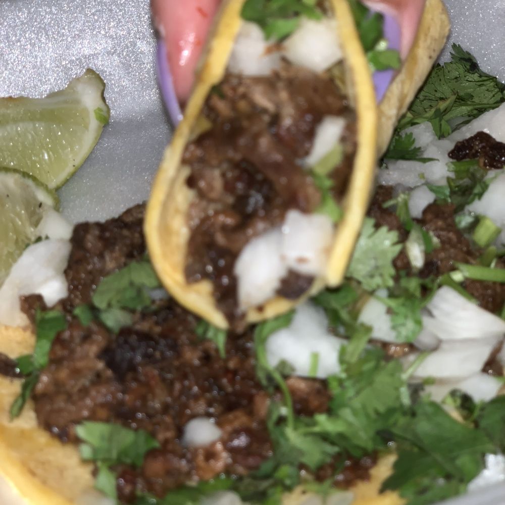 Los Tacos - Katy - BISTEK TACOS with cilantro and onions - Food Trucks Near Me - Katy, Texas Los Tacos - Katy - BISTEK TACOS with cilantro and onions - Food Trucks Near Me - Katy, Texas