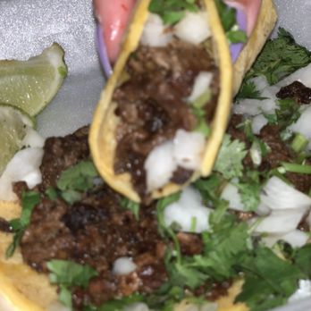 Los Tacos - Katy - BISTEK TACOS with cilantro and onions - Food Trucks Near Me - Katy, Texas Los Tacos - Katy - BISTEK TACOS with cilantro and onions - Food Trucks Near Me - Katy, Texas