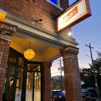Melfi's - Pizza Near Me - Charleston, South Carolina