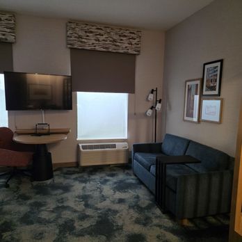 Hampton Inn & Suites Addison - Hotels Near Me - Addison, Illinois Hampton Inn & Suites Addison - Hotels Near Me - Addison, Illinois