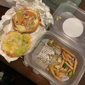 Mia's Table - This is so upset not doing their job - American Near Me - Houston, Texas
