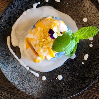 Lamaii - Mango sweet rice dessert - Thai Near Me - Las Vegas, Nevada