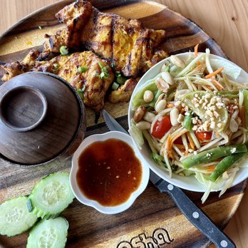 Thai BBQ House - The presentation ***** BBQ Chicken - Salad Near Me - Petaluma, California Thai BBQ House - The presentation ***** BBQ Chicken - Salad Near Me - Petaluma, California