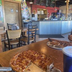 Elevation Pizza - Pizza and background