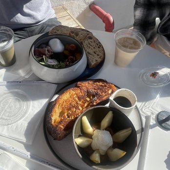 Destroyer - Market Pear French Toast Loaded Avocado Confit Chai Latte Black Sesame Latte - New American Near Me - Culver City, California Destroyer - Market Pear French Toast Loaded Avocado Confit Chai Latte Black Sesame Latte - New American Near Me - Culver City, California