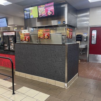 Love's Travel Stop - Convenience Stores Near Me - Hope Hull, Alabama