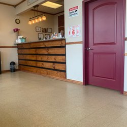 Clinica Hispana Belen - La entrada /cuarto de espera