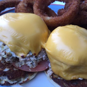 Metro Diner - Tuna Melt and Onion Rings - Diners Near Me - New York, New York Metro Diner - Tuna Melt and Onion Rings - Diners Near Me - New York, New York