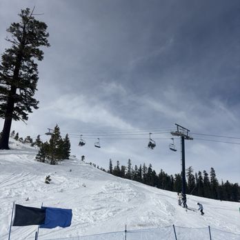 Canyon Lodge - Ski Resorts Near Me - Mammoth Lakes, California