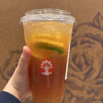 Chagee Modern Teahouse - peach oolong lemon tea - Coffee & Tea Near Me - Brea, California