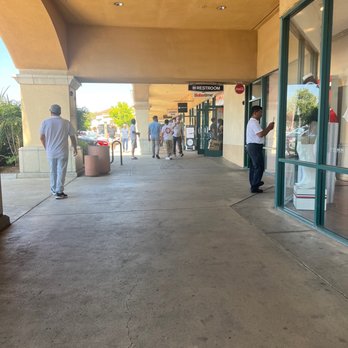 Camarillo Premium Outlets - Shopping Centers Near Me - Camarillo, California Camarillo Premium Outlets - Shopping Centers Near Me - Camarillo, California