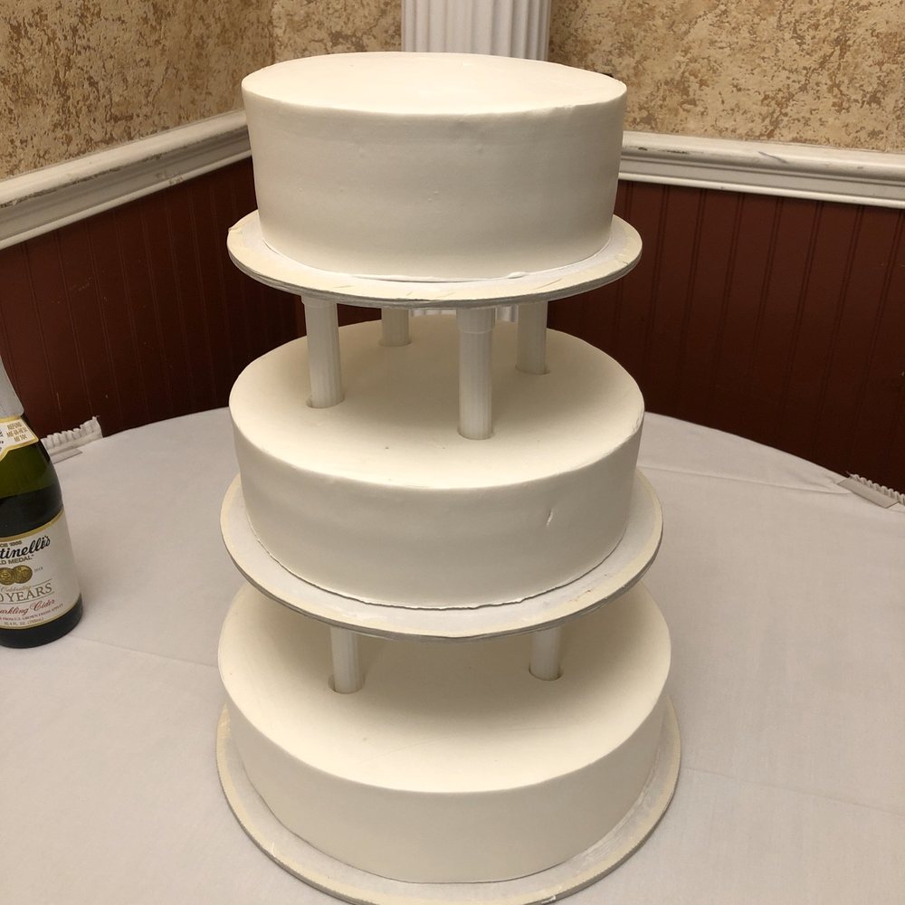 Hotel Banquet - Wedding cake comes with buffet style - Venues & Event Spaces Near Me - Garden Grove, California Hotel Banquet - Wedding cake comes with buffet style - Venues & Event Spaces Near Me - Garden Grove, California