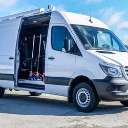 Tom's 24 Hour Road Service