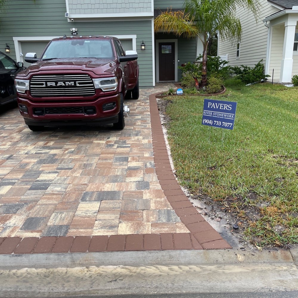 River Stonework - Pic of driveway. (Did not show all cuz did not want wife's plate in the pic, but they look awesome.) - Masonry/Concrete Near Me - Jacksonville, Florida