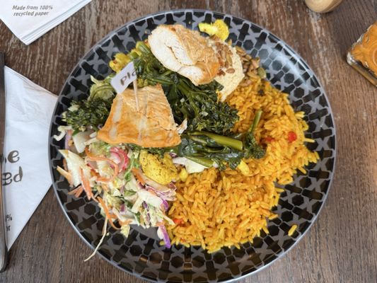 Nando's Victoria - Cardinal Place by null