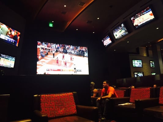 BetMGM Sportsbook at ARIA by null