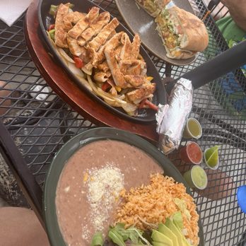 Oscar Cafe - Breakfast torta and chicken fajitas - Mexican Near Me - Huntington Beach, California