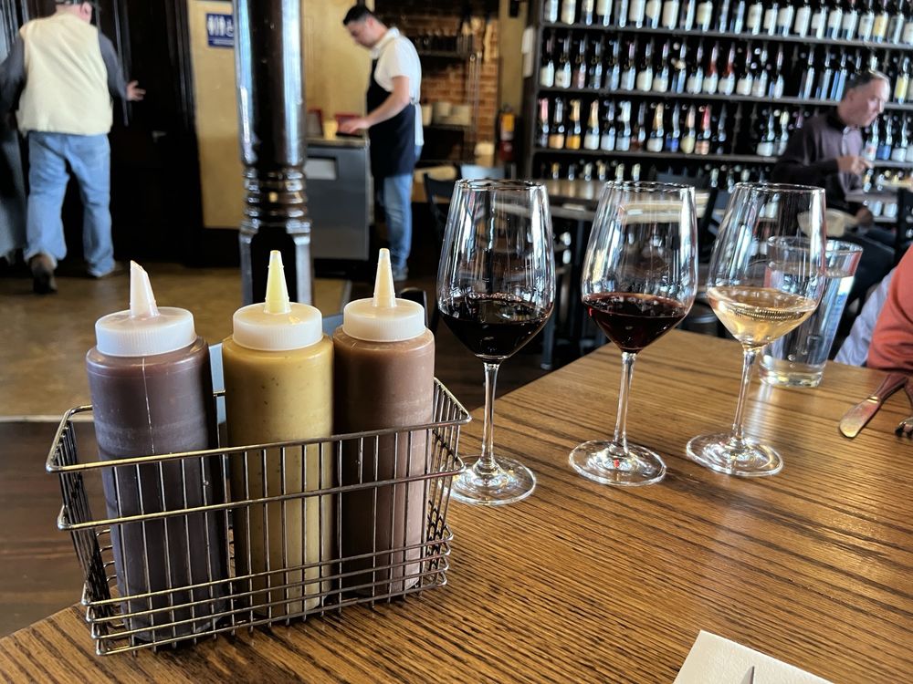 Bounty Hunter Wine Bar & Smokin' BBQ