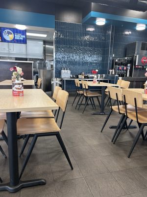 Nation's Giant Hamburgers & Great Pies by null