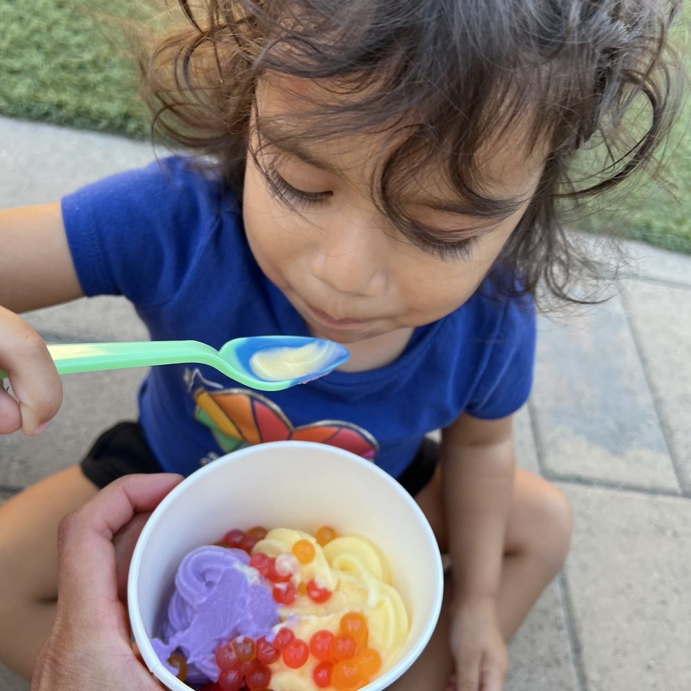 In The Mix Yogurt - Ube froyo with mango and fruit jelly topping - Ice Cream & Frozen Yogurt Near Me - Poway, California In The Mix Yogurt - Ube froyo with mango and fruit jelly topping - Ice Cream & Frozen Yogurt Near Me - Poway, California