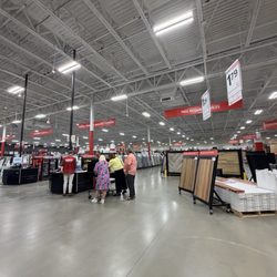 Floor and Decor - Nashua