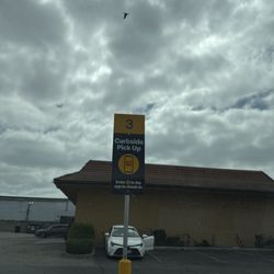 Curbside pickup Sign  -2026