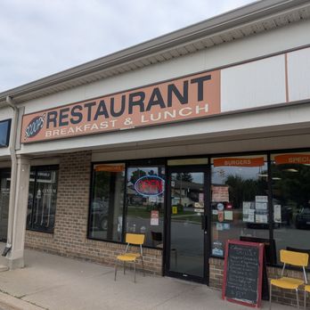 Scoops Restaurant Breakfast & Lunch - Super easy to find right off Lundy's Lane. - Breakfast & Brunch Near Me - Niagara Falls, Ontario Scoops Restaurant Breakfast & Lunch - Super easy to find right off Lundy's Lane. - Breakfast & Brunch Near Me - Niagara Falls, Ontario