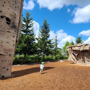 Arbor Heights 360 Park - Cray rock wall - Skate Parks Near Me - Kent, Washington Arbor Heights 360 Park - Cray rock wall - Skate Parks Near Me - Kent, Washington