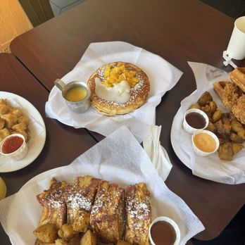Arize Bistro - Monte Cristo Crispy Chicken Waffle Mango Sticky Rice Sauce Pancake Spicy Garlic Tofu - Breakfast & Brunch Near Me - Long Beach, California Arize Bistro - Monte Cristo Crispy Chicken Waffle Mango Sticky Rice Sauce Pancake Spicy Garlic Tofu - Breakfast & Brunch Near Me - Long Beach, California