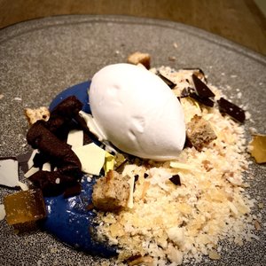 Seven Reasons on Yelp