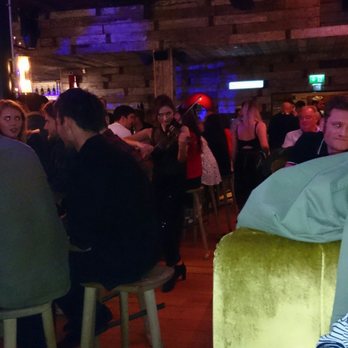 Albert's Schloss - We had a strolling fiddler too - Bars Near Me - Manchester, XGM