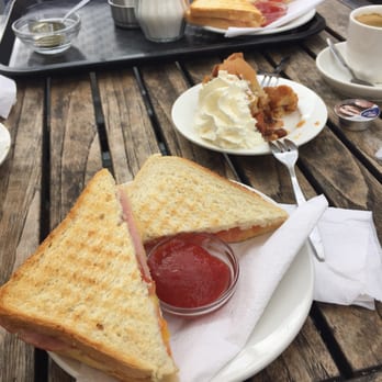 Winkel 43 - The cheese and ham toastie was pretty good 3E - Desserts Near Me - Amsterdam, New Hampshire