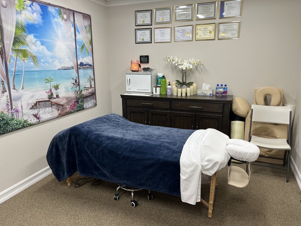 Open for Business POWAY THAI BODYWORKS 27 Photos 16885 W Bernardo