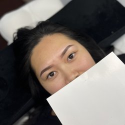 Lin’s Beauty Lab - Powder brows