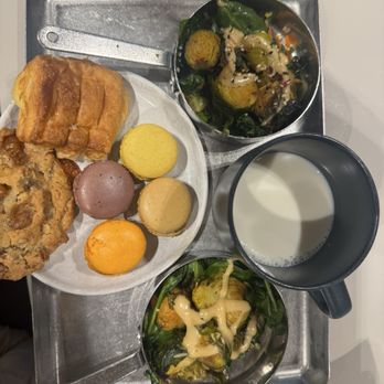 Capital One Lounge at Denver - We enjoyed everything, especially the Brussels sprouts! - Airport Lounges Near Me - Denver, Colorado Capital One Lounge at Denver - We enjoyed everything, especially the Brussels sprouts! - Airport Lounges Near Me - Denver, Colorado