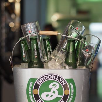 Capitan K10 - Sports Bars Near Me - Barcelona, B