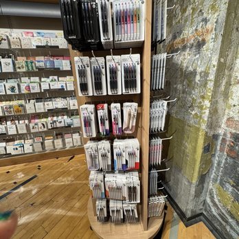 Barnes & Noble - More pens - Bookstores Near Me - Washington, DC, District of Columbia