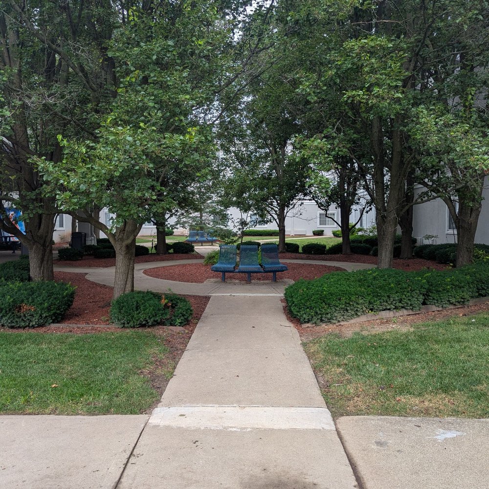 Rodeway Inn - Their courtyard area to relax outside and enjoy the view. - Hotels Near Me - Fishers, Indiana Rodeway Inn - Their courtyard area to relax outside and enjoy the view. - Hotels Near Me - Fishers, Indiana