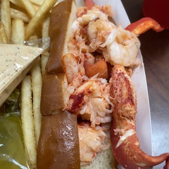 Angie’s Lobster - Fresh Main Lobster! Ain't she pretty? - Sandwiches Near Me - Phoenix, Arizona Angie’s Lobster - Fresh Main Lobster! Ain't she pretty? - Sandwiches Near Me - Phoenix, Arizona