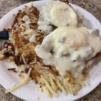 Carolyn's Cafe - Fried Chicken Benedict - Breakfast & Brunch Near Me - Redlands, California