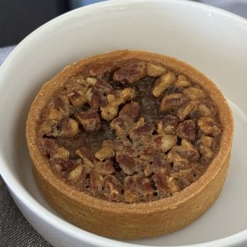 American Airlines - Pecan Pie dessert, Business Class Lunch, Miami to Antigua - Airlines Near Me - Miami, Florida
