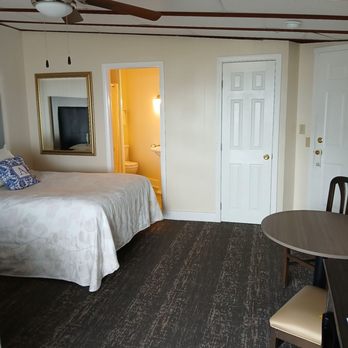 Alouette Beach Resort - Resorts Near Me - Old Orchard Beach, Maine